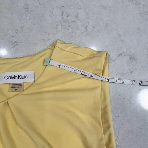 Calvin Klein Butter Yellow Sleeveless Pleated Blouse Women's 14 Quiet Luxury Top - Picture 8 of 16
